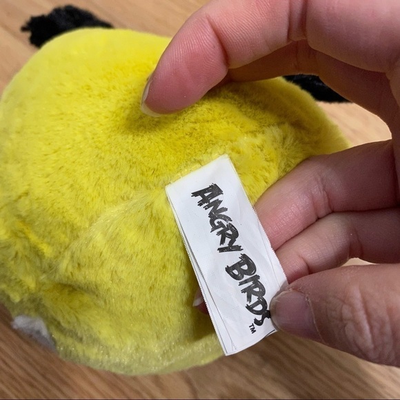 Angry Birds Bundle Yellow Plush Stuffed Animal Kids Toy - Picture 4 of 6